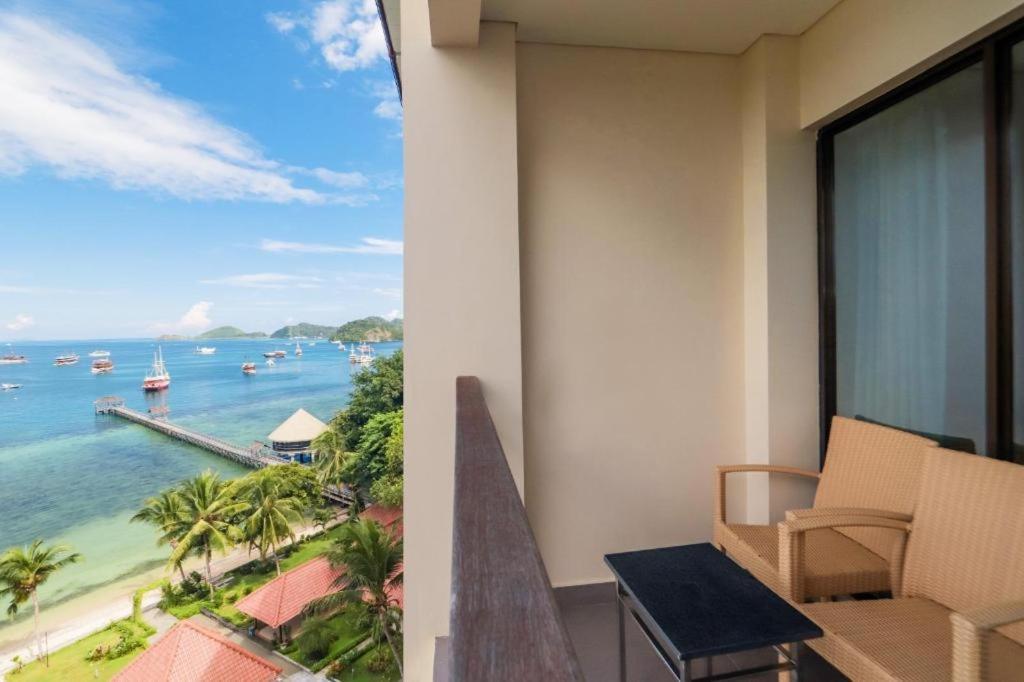 ลาพริม่า โฮเต็ล Hotel ลาบวนบาโจ ภายนอก รูปภาพ