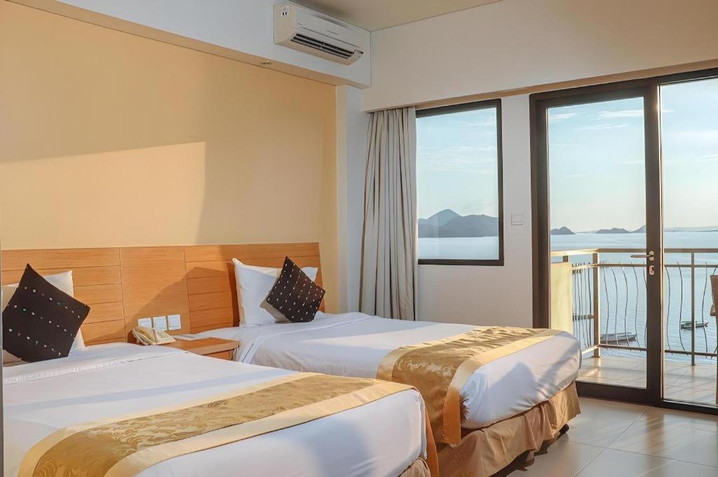 ลาพริม่า โฮเต็ล Hotel ลาบวนบาโจ ภายนอก รูปภาพ