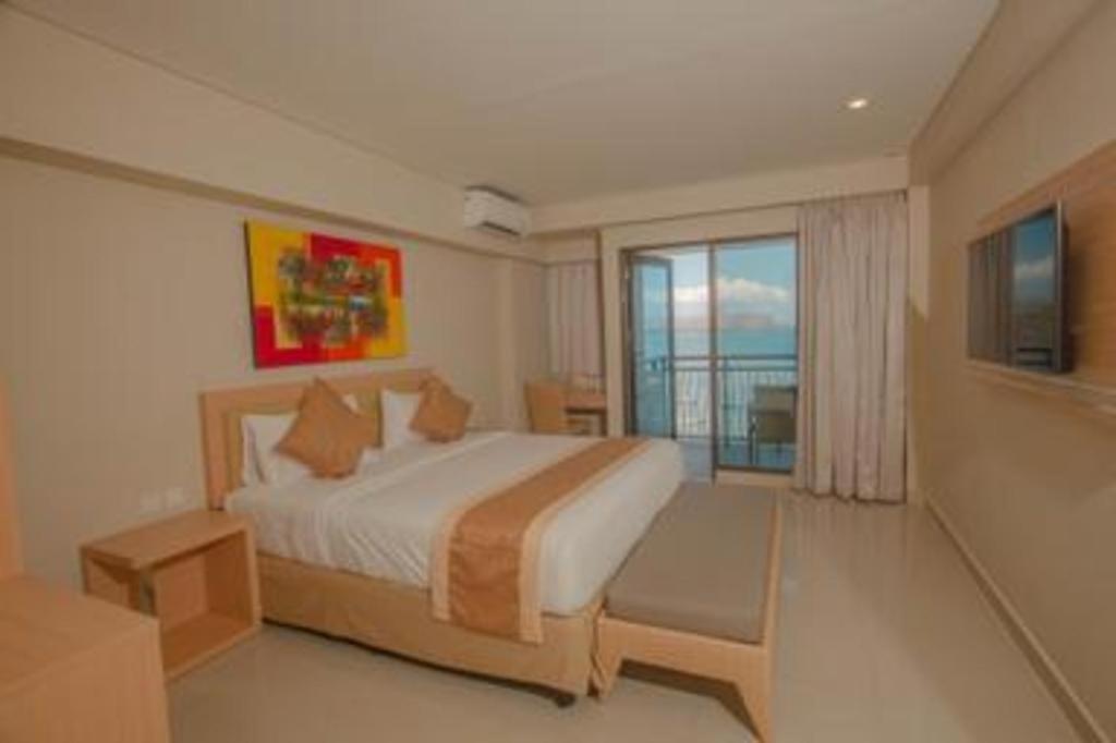 ลาพริม่า โฮเต็ล Hotel ลาบวนบาโจ ภายนอก รูปภาพ