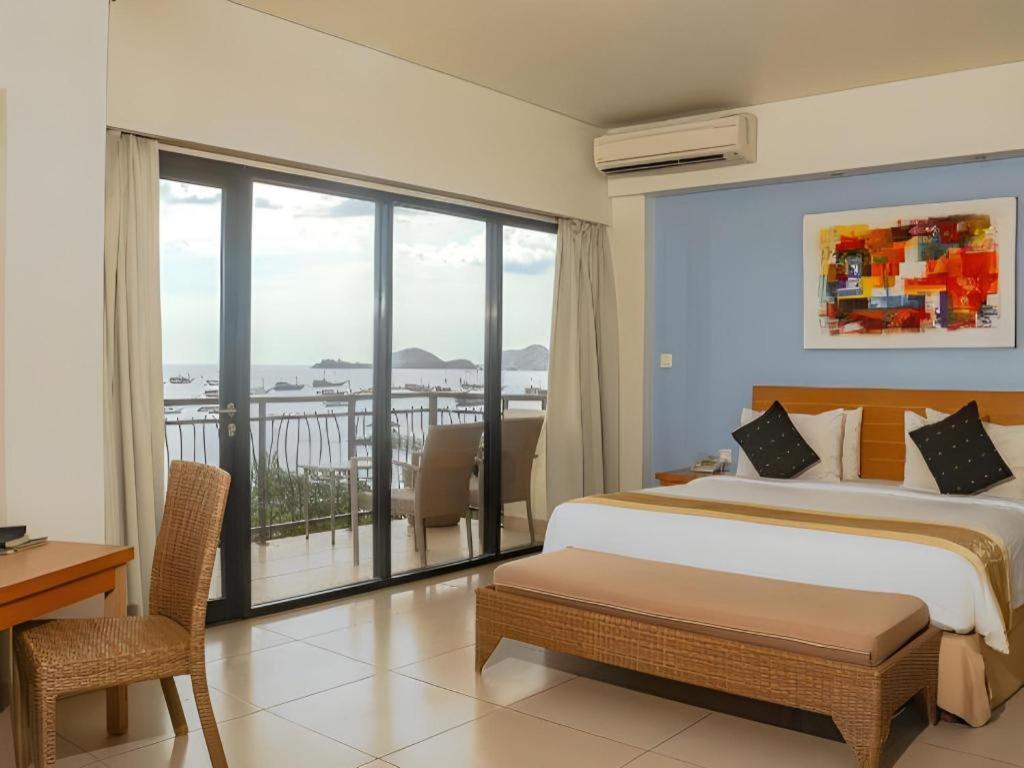 ลาพริม่า โฮเต็ล Hotel ลาบวนบาโจ ภายนอก รูปภาพ