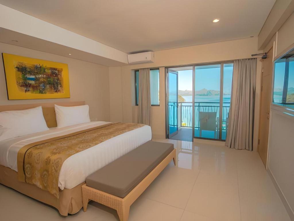 ลาพริม่า โฮเต็ล Hotel ลาบวนบาโจ ภายนอก รูปภาพ